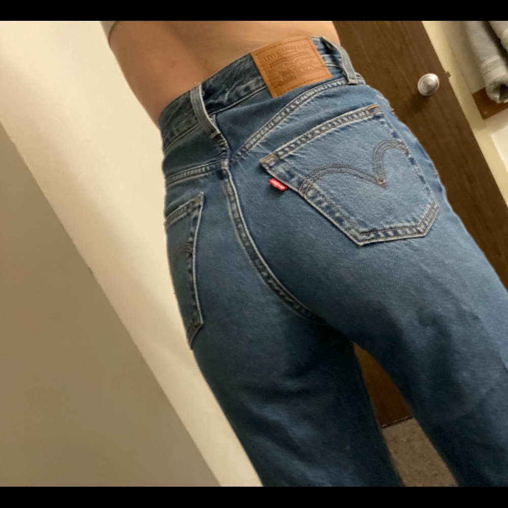 BRAND NEW Levi’s rib cage straight ankle jeans